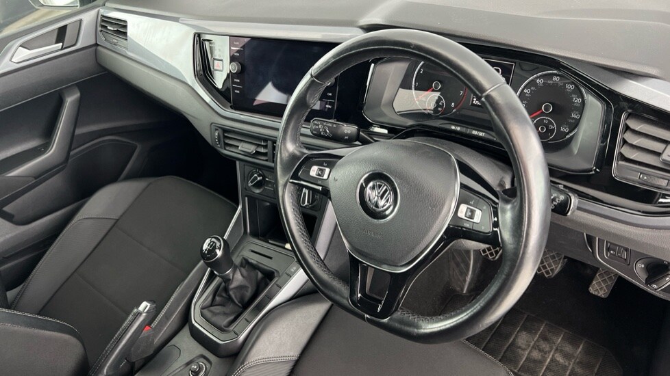Used Volkswagen Polo 2018 for sale - 76140105: Photo 9