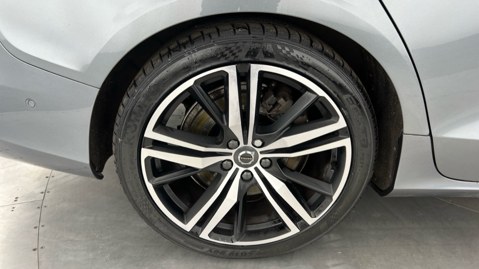 Used Volvo V60 2019 for sale - 76826696: Photo 19