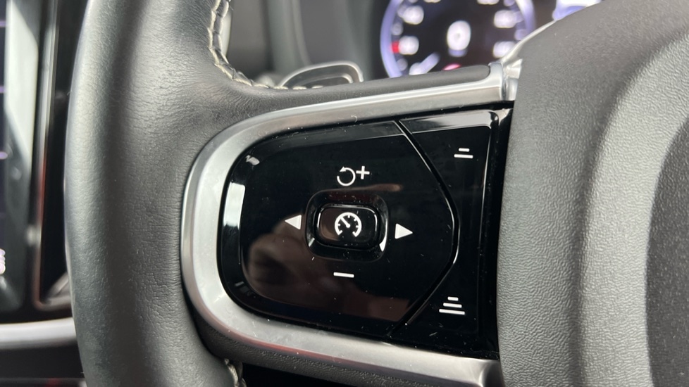 Used Volvo V60 2019 for sale - 76826696: Photo 23