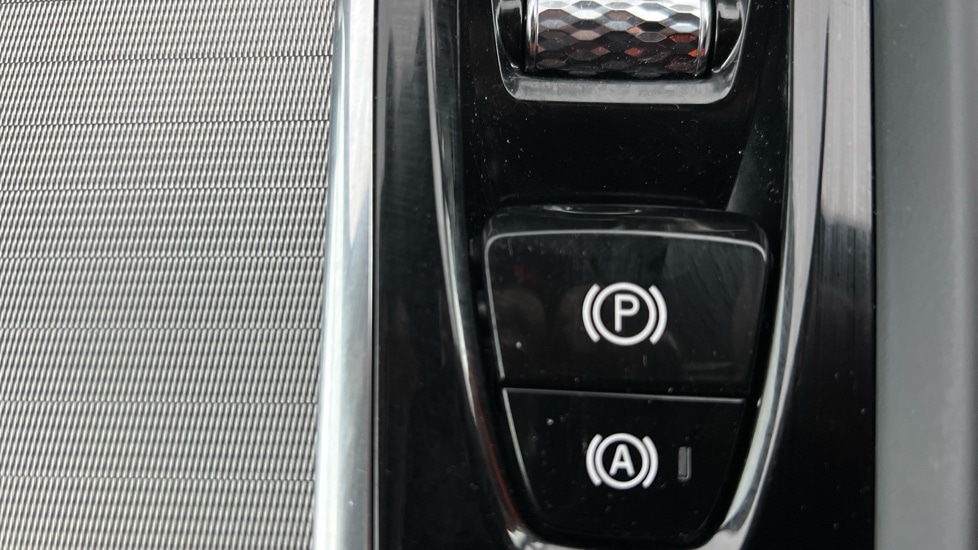 Used Volvo V60 2019 for sale - 76826696: Photo 34