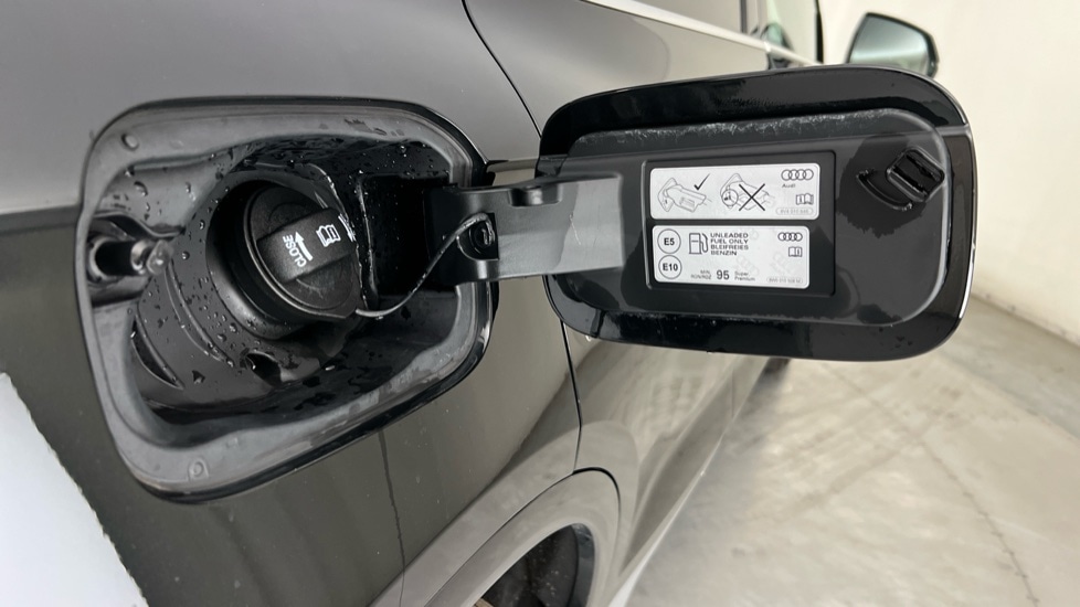 Used Audi Q5 2023 for sale - 76870273: Photo 26