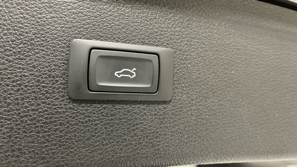 Used Audi Q5 2023 for sale - 76948517: Photo 46