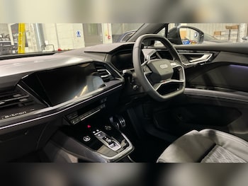 Used Audi Q4 e-tron 2025 for sale - 75602947: Photo