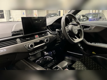 Used Audi RS4 2025 for sale - 76350905: Photo
