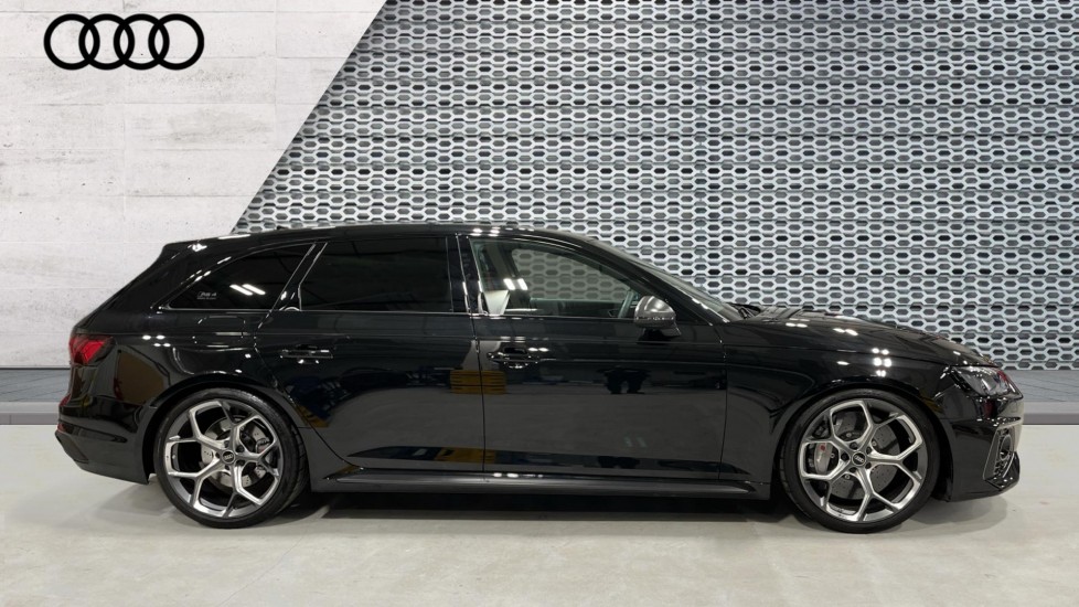 Used Audi RS4 2025 for sale - 76350905: Photo 4
