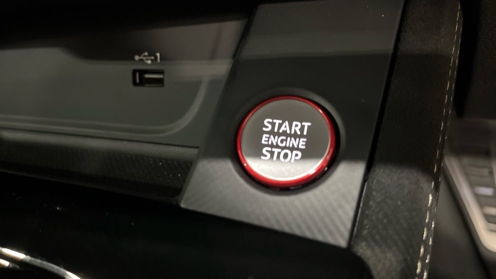 Used Audi RS4 2025 for sale - 76350905: Photo 45