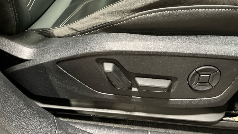 Used Audi Q3 2020 for sale - 77021842: Photo 44