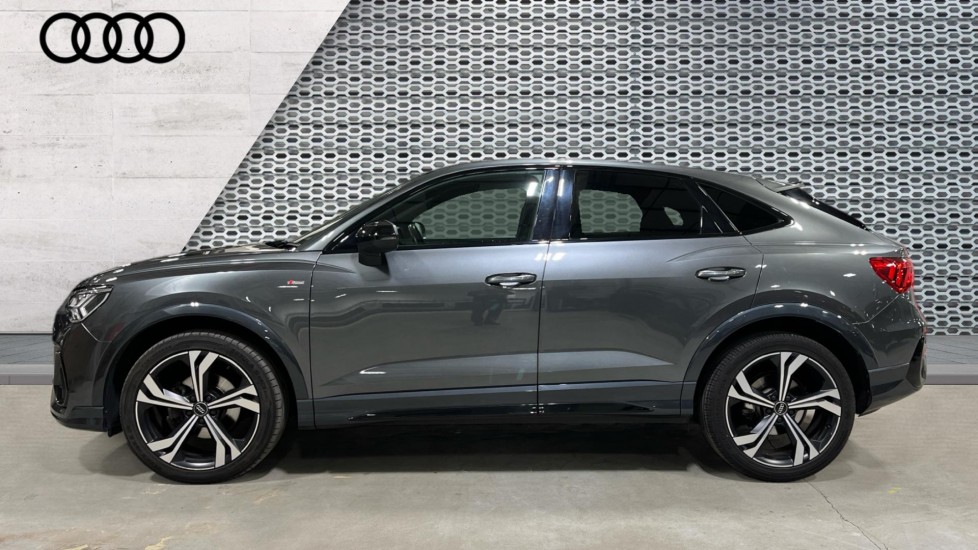 Used Audi Q3 2020 for sale - 77021842: Photo 9