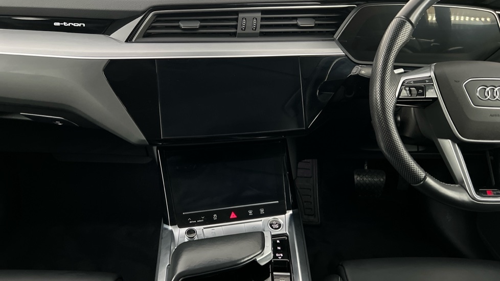 Used Audi e-tron 2021 for sale - 76161470: Photo 13