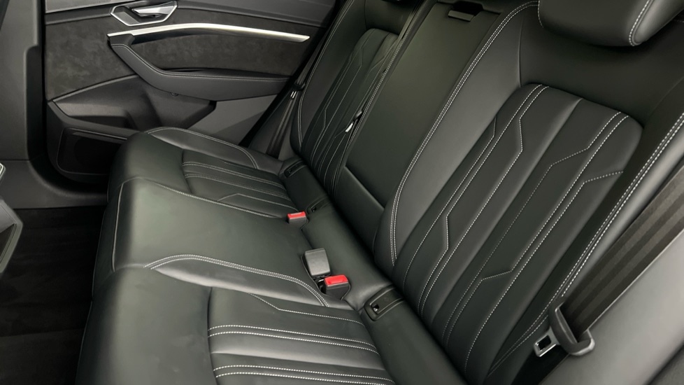Used Audi e-tron 2021 for sale - 76161470: Photo 15