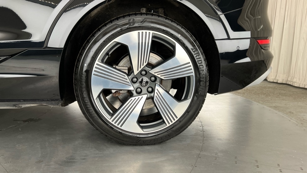 Used Audi e-tron 2021 for sale - 76161470: Photo 22