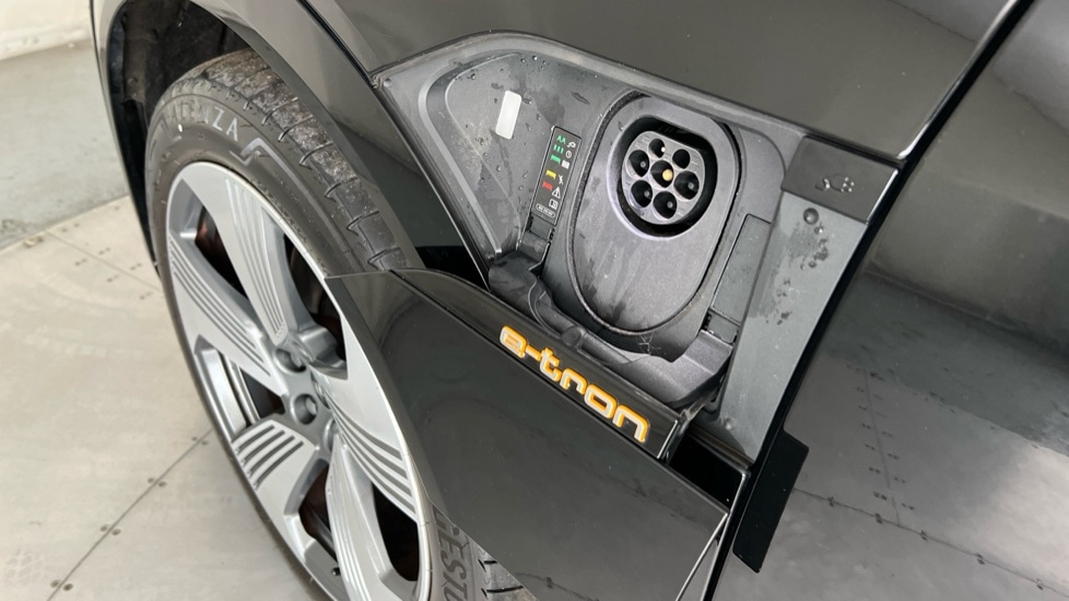 Used Audi e-tron 2021 for sale - 76161470: Photo 37