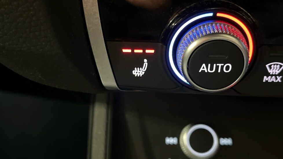 Used Audi Q3 2020 for sale - 77054236: Photo 37