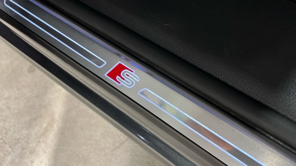 Used Audi Q3 2020 for sale - 77054236: Photo 39