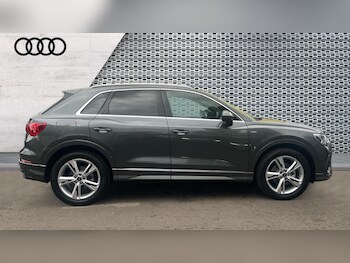 Used Audi Q3 2025 for sale - 75602976: Photo