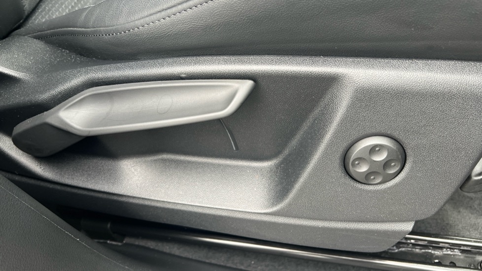 Used Audi Q5 2024 for sale - 76871456: Photo 30