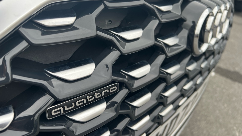 Used Audi Q5 2024 for sale - 76871456: Photo 44