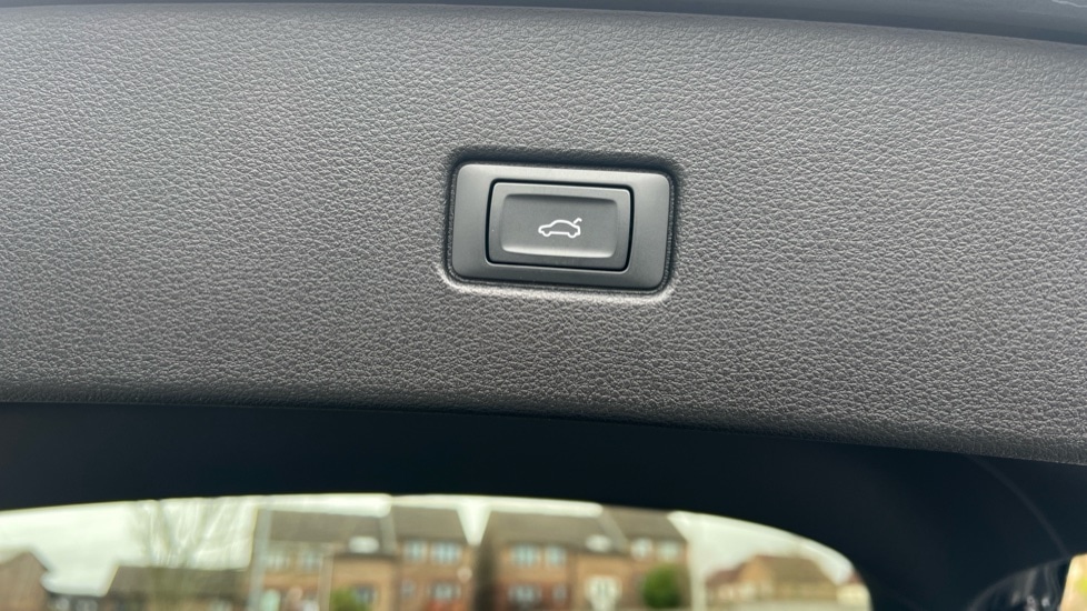 Used Audi Q5 2024 for sale - 76871456: Photo 96