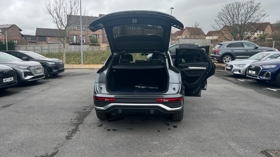 Used Audi Q5 2024 for sale - 76871456: Photo 97