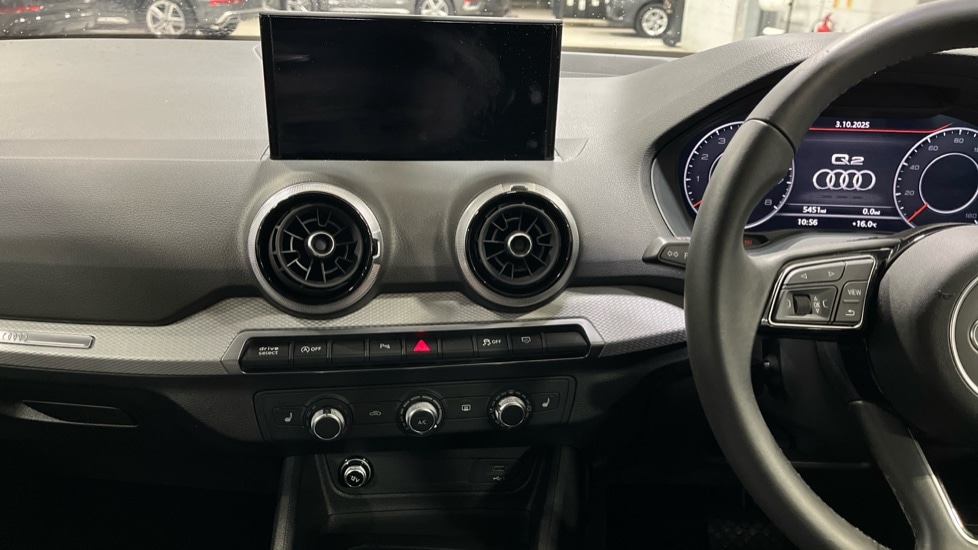 Used Audi Q2 2024 for sale - 76597989: Photo 13