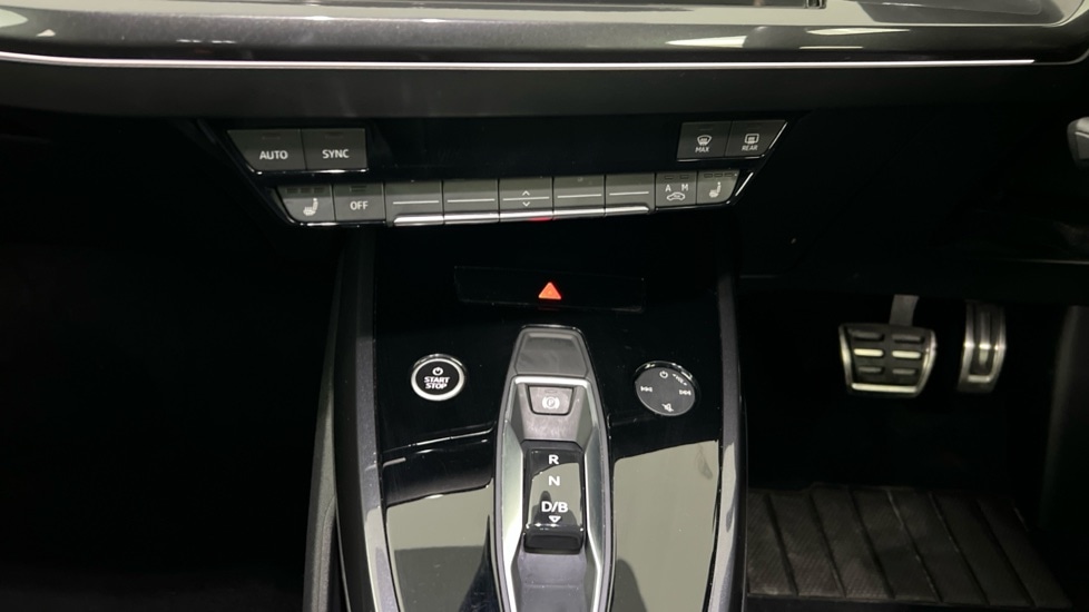 Used Audi Q4 e-tron 2022 for sale - 76921937: Photo 16