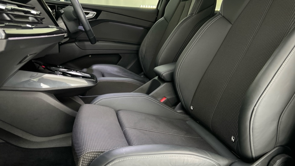 Used Audi Q4 e-tron 2022 for sale - 76921937: Photo 17