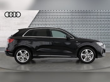 Used Audi Q3 2024 for sale - 75471090: Photo
