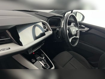 Used Audi Q4 e-tron 2021 for sale - 76871331: Photo