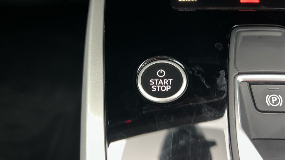 Used Audi Q4 e-tron 2021 for sale - 76871331: Photo 40