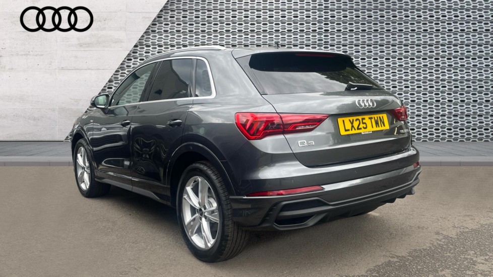 Used Audi Q3 2025 for sale - 76869253: Photo 3