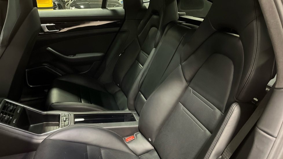 Used Porsche Panamera 2018 for sale - 76928015: Photo 14