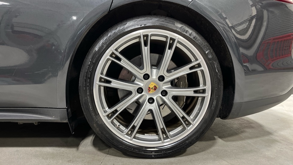 Used Porsche Panamera 2018 for sale - 76928015: Photo 18