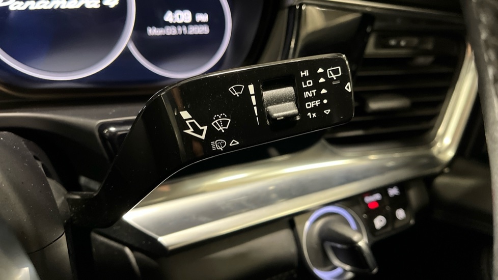 Used Porsche Panamera 2018 for sale - 76928015: Photo 24