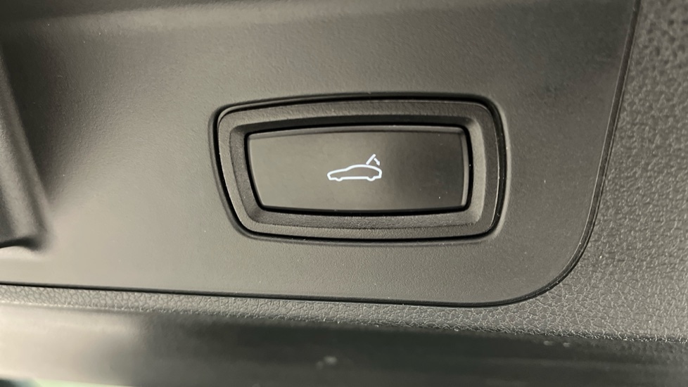 Used Porsche Panamera 2018 for sale - 76928015: Photo 37