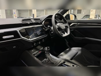 Used Audi Q3 2024 for sale - 75471624: Photo