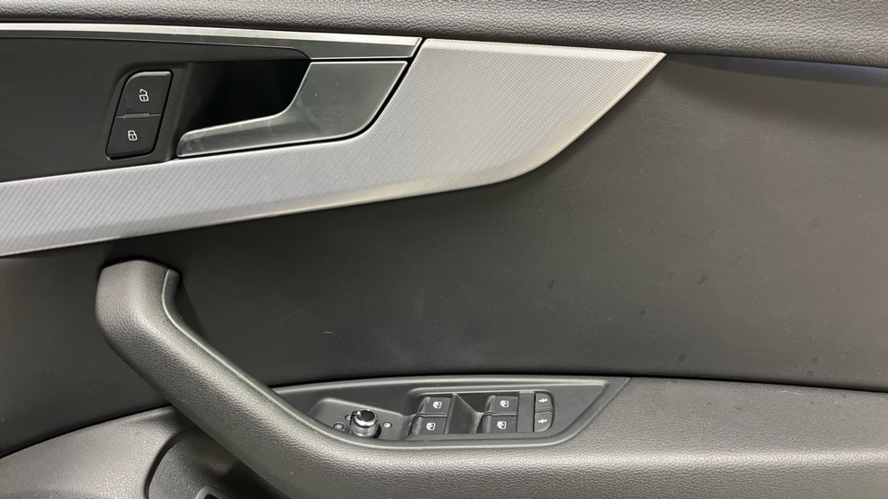 Used Audi A4 2019 for sale - 76872499: Photo 28