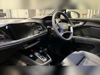 Used Audi Q4 e-tron 2025 for sale - 75602953: Photo