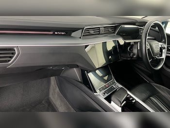 Used Audi e-tron 2021 for sale - 75558683: Photo