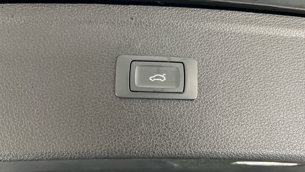 Used Audi Q5 2023 for sale - 76062272: Photo 44