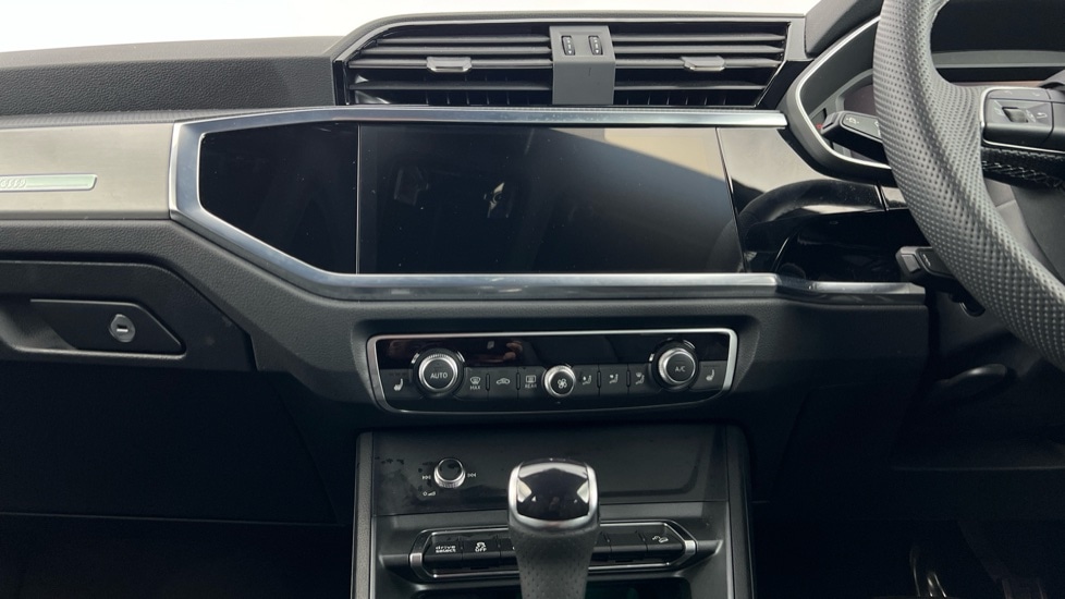 Used Audi Q3 2025 for sale - 76842180: Photo 13