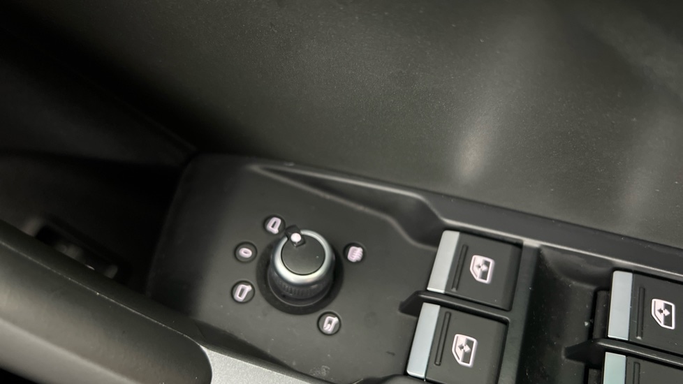 Used Audi Q3 2025 for sale - 76842180: Photo 40