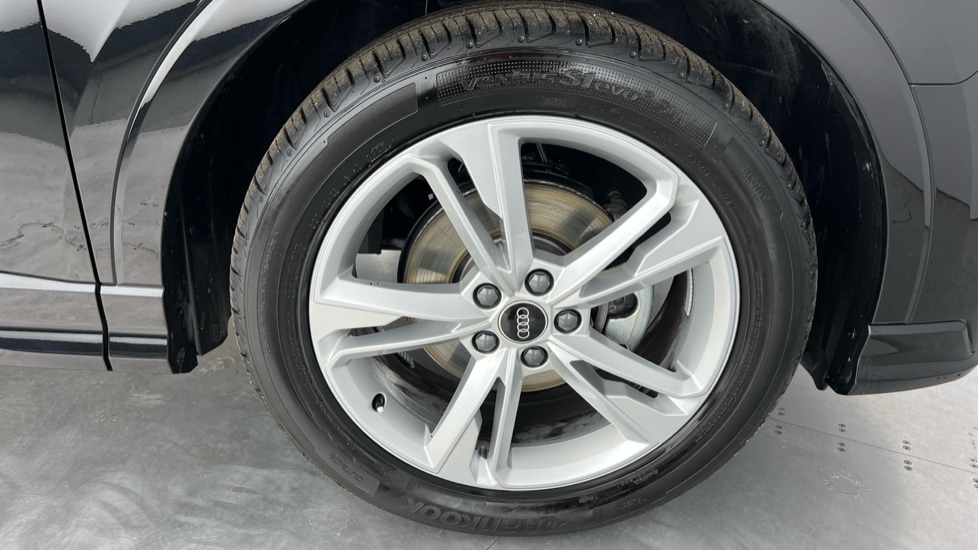 Used Audi Q3 2025 for sale - 76842180: Photo 5