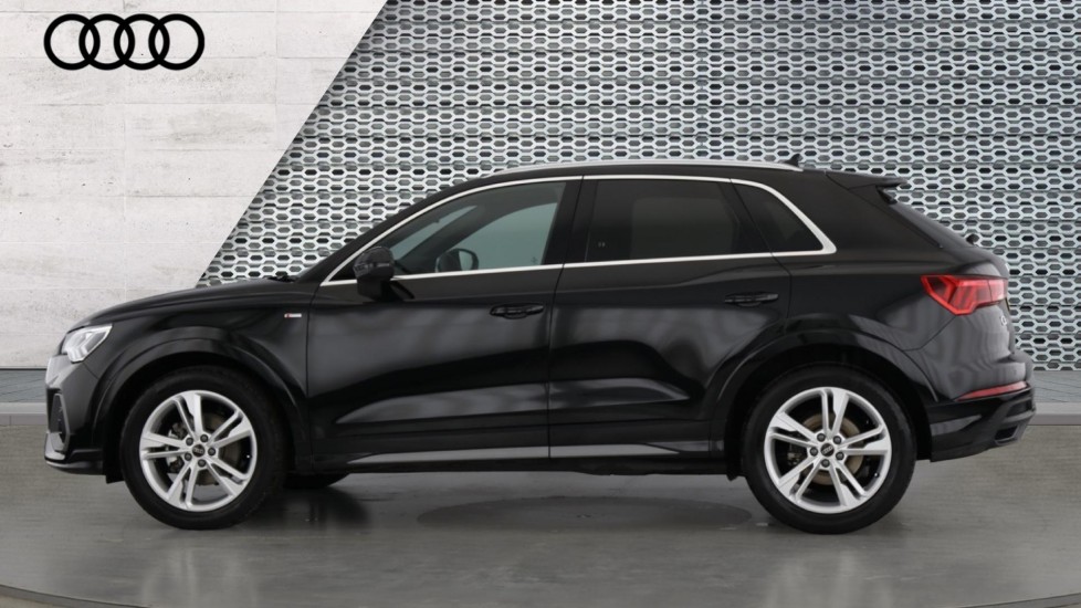 Used Audi Q3 2025 for sale - 76842180: Photo 9