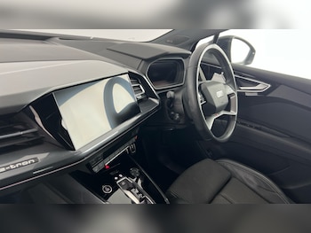 Used Audi Q4 e-tron 2022 for sale - 75522164: Photo