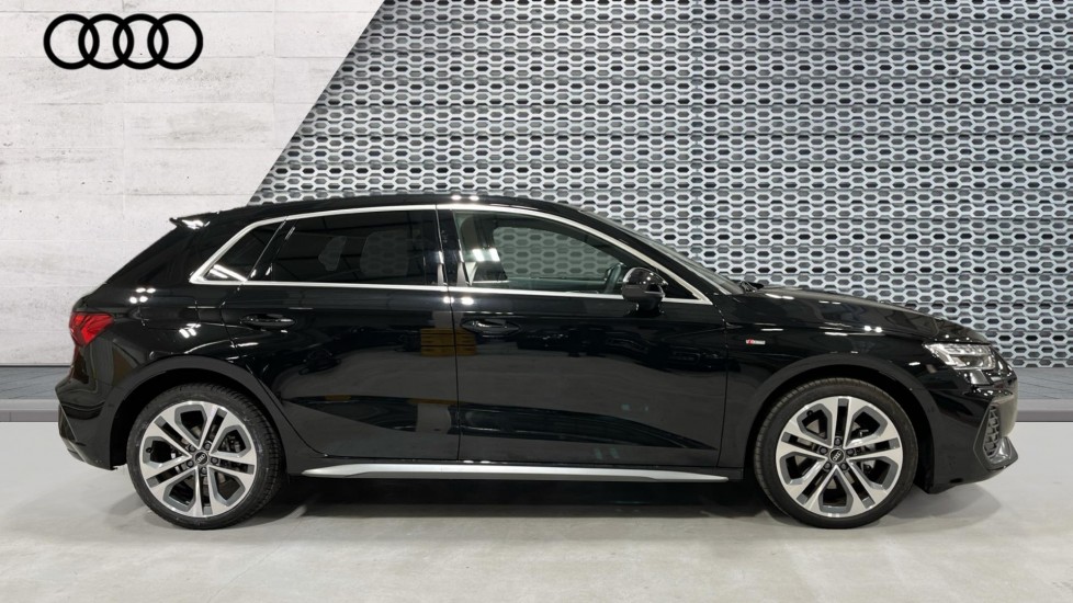 Used Audi A3 2025 for sale - 76870670: Photo 4