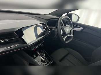 Used Audi Q4 e-tron 2024 for sale - 77067710: Photo