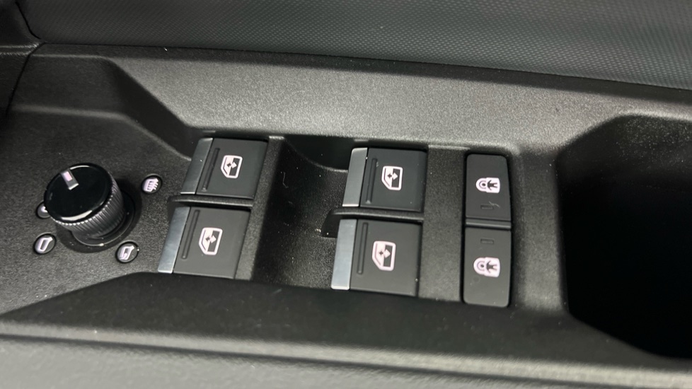 Used Audi Q4 e-tron 2024 for sale - 77067710: Photo 41