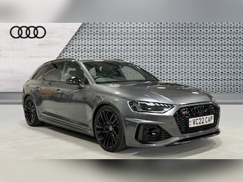 2022 - RS 4 TFSI Quattro Carbon Black 5dr Tiptronic
