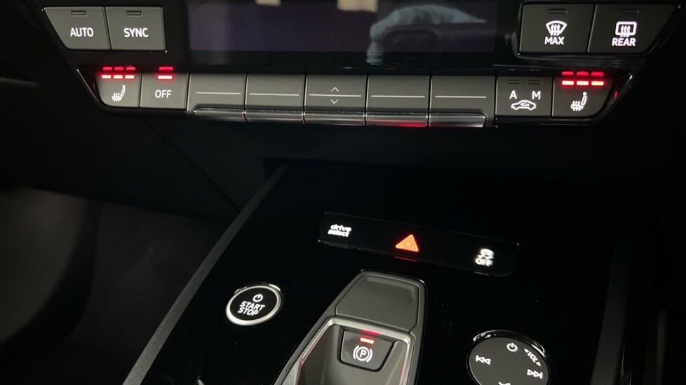 Used Audi Q4 e-tron 2023 for sale - 77010199: Photo 34