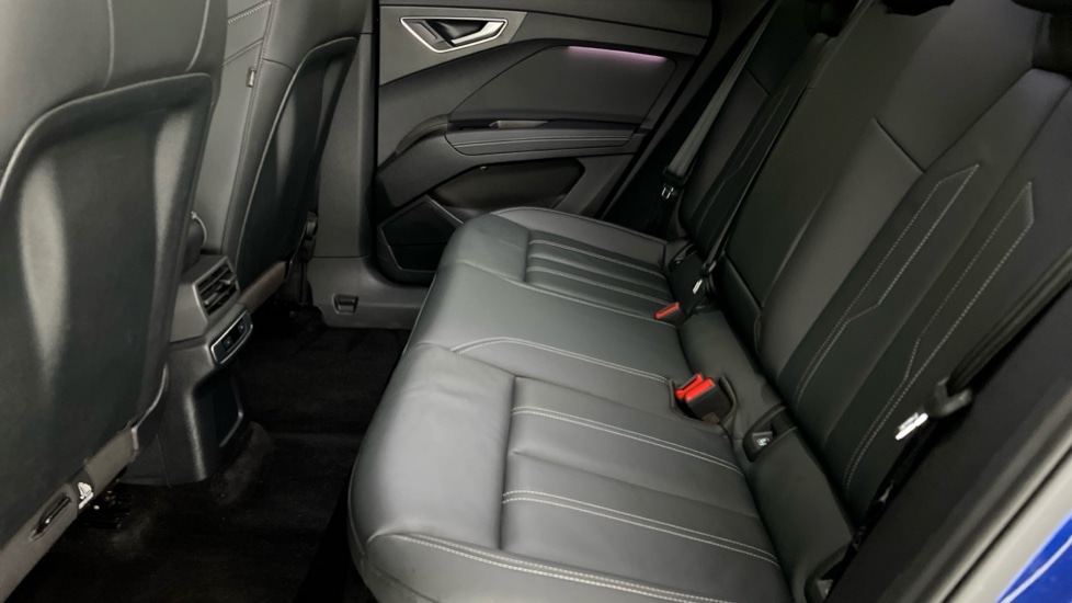 Used Audi Q4 e-tron 2024 for sale - 76302454: Photo 15